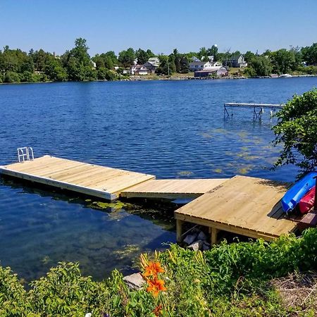 Family Cottage On Chaumont Bay, Walk To Downtown Exterior foto